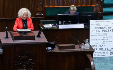 Minister ds. równości Katarzyna Kotula podczas sejmowej debaty o aborcji 11 kwietnia. Chociaż ona i 