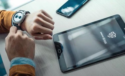 Samsung rozwija również własne rozwiązania, mające zabezpieczyć prywatność każdego użytkownika i dan