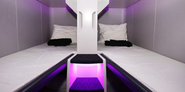 Rewolucja w samolotach. choćby w klasie ekonomicznej można się położyć