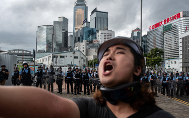 Protest w Hongkongu. Szturm na parlament