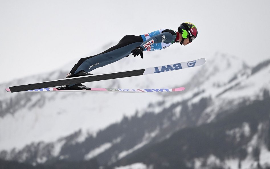 Jakub Wolny skoczył 127,5 m, i był z Polaków najwyżej, czyli na 13. miejscu.