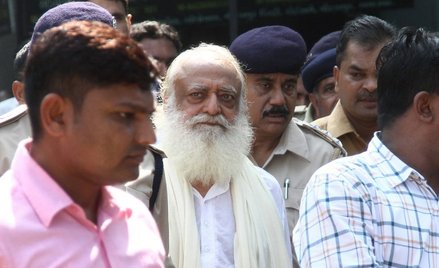 Indie: Guru zgwałcił nastolatkę. Resztę życia spędzi w więzieniu