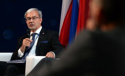 Kwieciński: albo zniesienie limitu składek ZUS albo tniemy inne wydatki