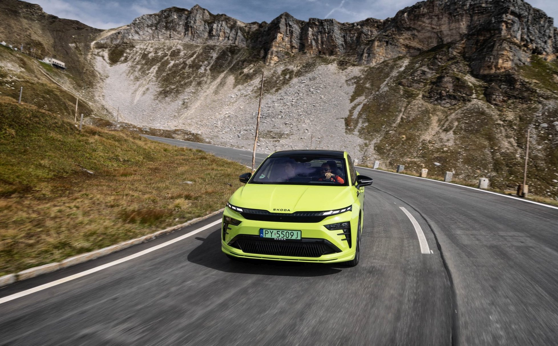 Elektryczny Raj. Jak Alpy zamieniły się w gigantyczny ładowarkę