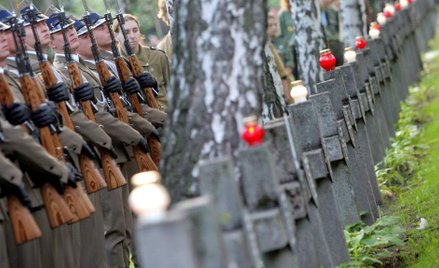 Czy Bierut i Gomułka zostaną usunięci z Powązek?