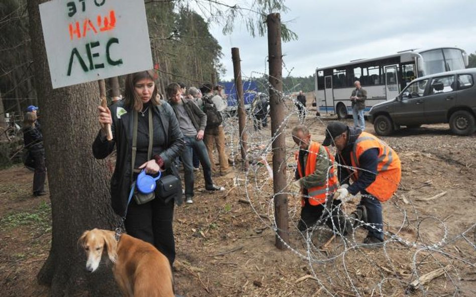 Mieszkańcy Żukowskiego walczyli przeciwko wyrębowi miejscowego lasu. (Zdjęcie z maja 2012)