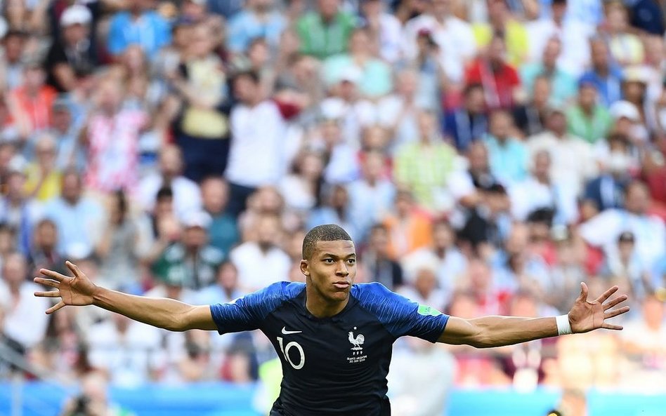 Kylian Mbappe powtarza wyczyn Pelego