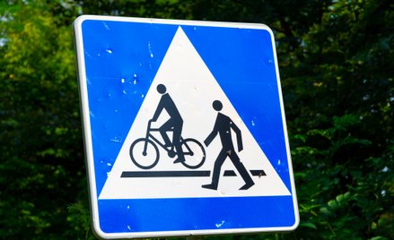 Wcześniej zasady były jasne: rowerzysta ma pierwszeństwo, tak jak i pieszy