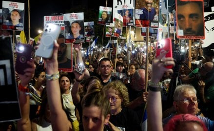 Kolejny dzień protestów w Izraelu. Protestujący domagają  się natychmiastowego zakończenia wojny w S
