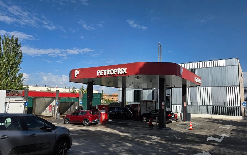 Petroprix otworzył pierwszą samoobsługową stację paliw w Polsce