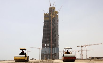 Jeddah Tower w 2018 roku. Budowa wieżowca ślimaczyła się przez lata.
