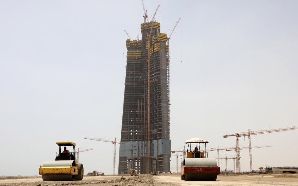 Jeddah Tower w 2018 roku. Budowa wieżowca ślimaczyła się przez lata.