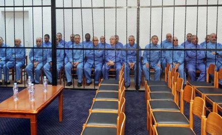 Na ławie oskarżonych zasiadło 37 byłych wysokich funkcjonariuszy reżimu Kaddafiego