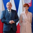 Zwłaszcza europosłowie i europosłanki (na zdjęciu Joachim Brudziński i Elżbieta Rafalska), którzy w 