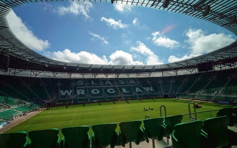 Kredyt na budowę stadionu we Wrocławiu gmina będzie spłacać do 2024 roku