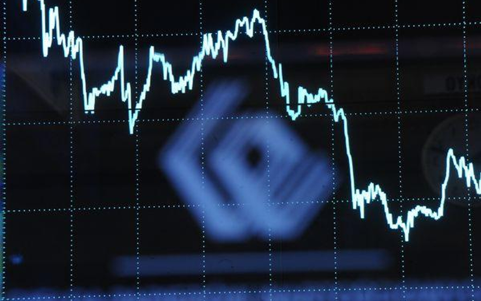 Inwestorzy z niepokojem patrzą na dane makro