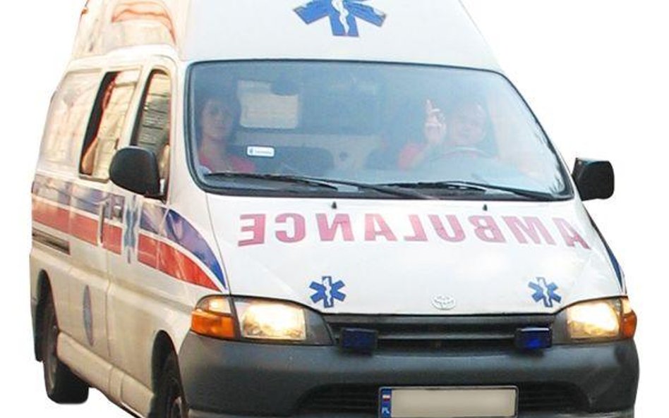 Ratownicy medyczni muszą przejść dodatkowe kursy