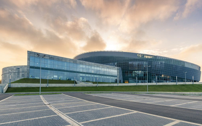 Arena Gliwice to najnowszy obiekt w Polsce niedaleko skrzyżowania autostrad A1 i A4. Otwarcie w maju
