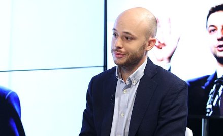 Śpiewak: Media liberalne i PO robią kampanię Jakiemu. Jest już chyba faworytem