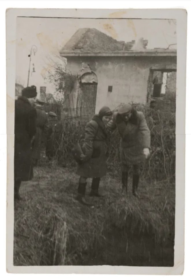 Rok 1946. Odkopywanie bunkra „Krysia”