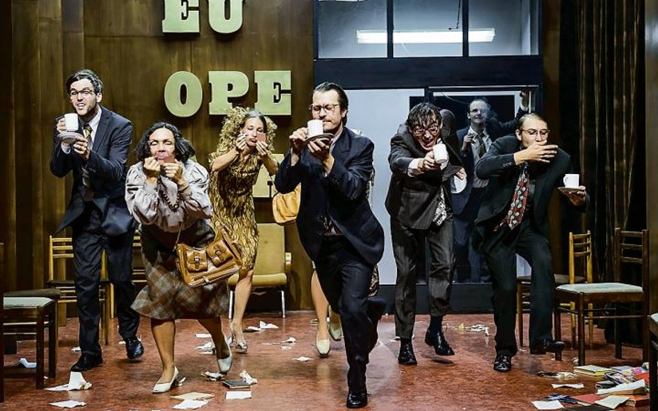 Europeana, spektakl praskiego Teatru Na Zabradli