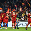 Piłkarze Romy cieszą się z awansu do finału