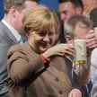 Merkel reklamuje niemieckie piwo