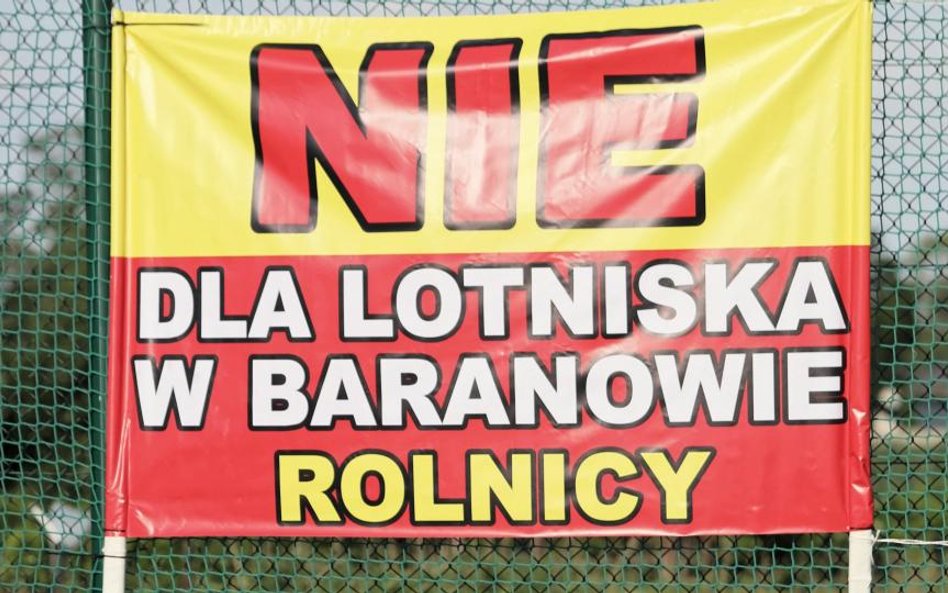 Przeciwko budowie lotniska protestują także mieszkańcy