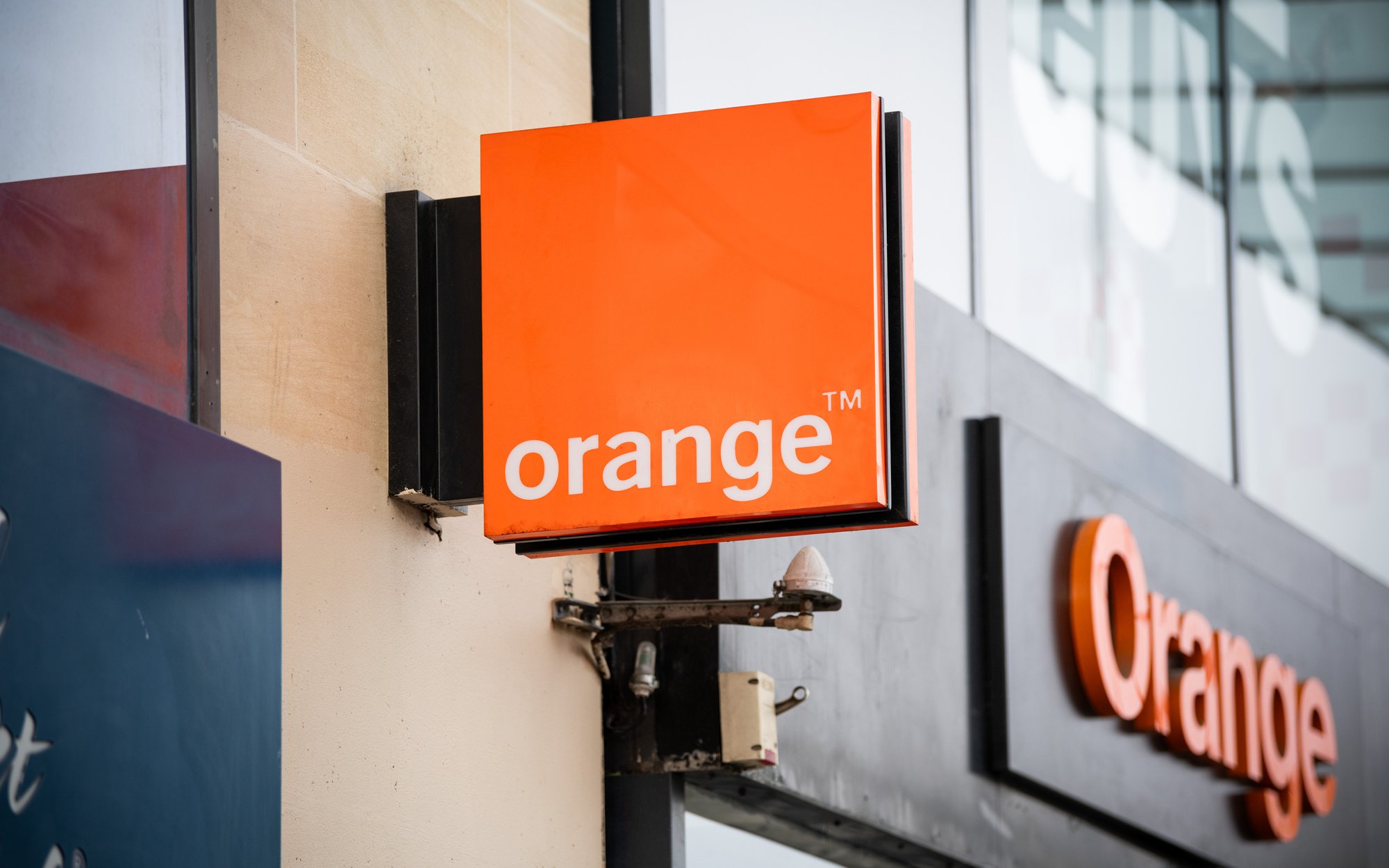 Komunikatory wypierają telefon stacjonarny. Więcej swobody dla Orange