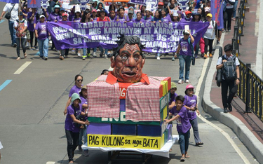 Filipiny: Kobiety maszerowały protesując przeciw mizoginii Duterte