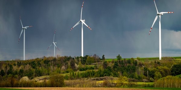 Burze nadciągają nad Polskę. IMGW wydał ostrzeżenia dla kilku województw