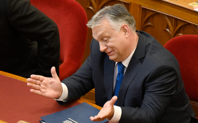 Viktor Orbán argumentuje, że troszczy się o finansowe bezpieczeństwo węgierskich rodzin