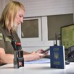 Odprawa paszportowa na granicy Polski z Ukrainą