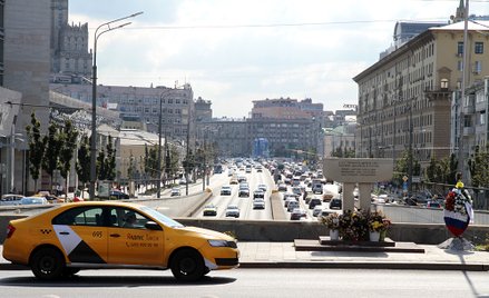 Uber może zniknąć z Rosji. Zagraniczne taksówki na cenzurowanym
