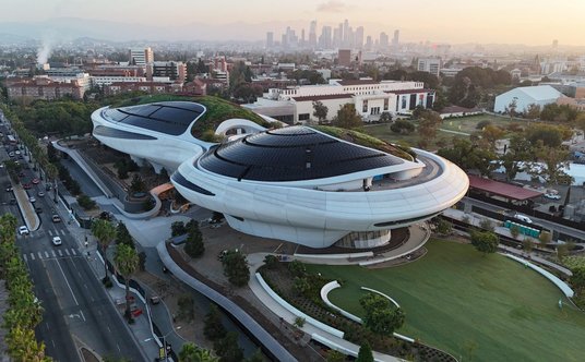 Lucas Museum of Narrative Art w Los Angeles.