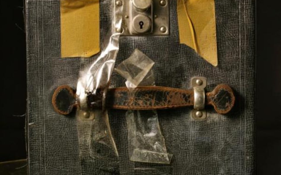 ©Ravine Pictures, LLC 2013