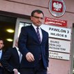 Minister Zbigniew Ziobro w drodze na konferencję w sprawie dopalaczy, sierpień 2018 r.
