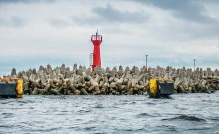 W Kołobrzegu w porcie zatopiony jest wrak niemieckiego okrętu - wskazują naukowcy skupieni wokół Muz
