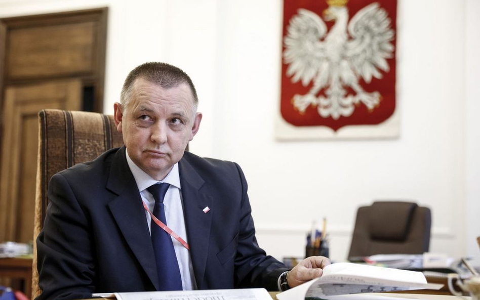 Poseł PiS sugerował Budce, by nie rywalizował z Banasiem