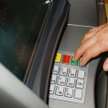 Na lotnisku informacje w różnych językach