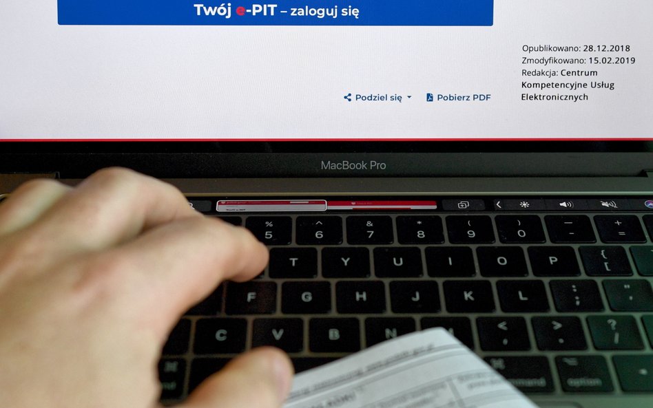 Wiceminister finansów: Dziś PIT może się wysłać nawet sam