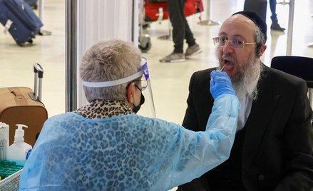 Izrael rezygnuje z paszportów covidowych, znosi obostrzenia