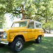Ford Bronco pierwszej generacji z 1976 roku. Takich rarytasów najlepiej szukać za oceanem. Ten kanar