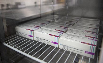 AstraZeneca złożyła we wtorek wniosek do Europejskiej Agencji Leków (EMA) o warunkową autoryzację sz