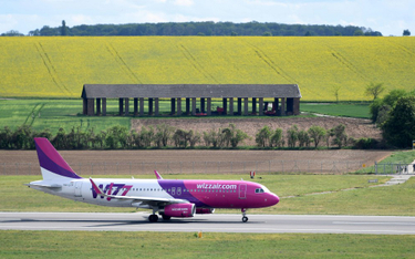 Wizz Air otwiera bazy w Dortmundzie i Petersburgu