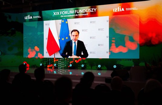 Minister finansów Andrzej Domański co prawda nie mógł być w Nałęczowie, ale połączył się z uczestnik