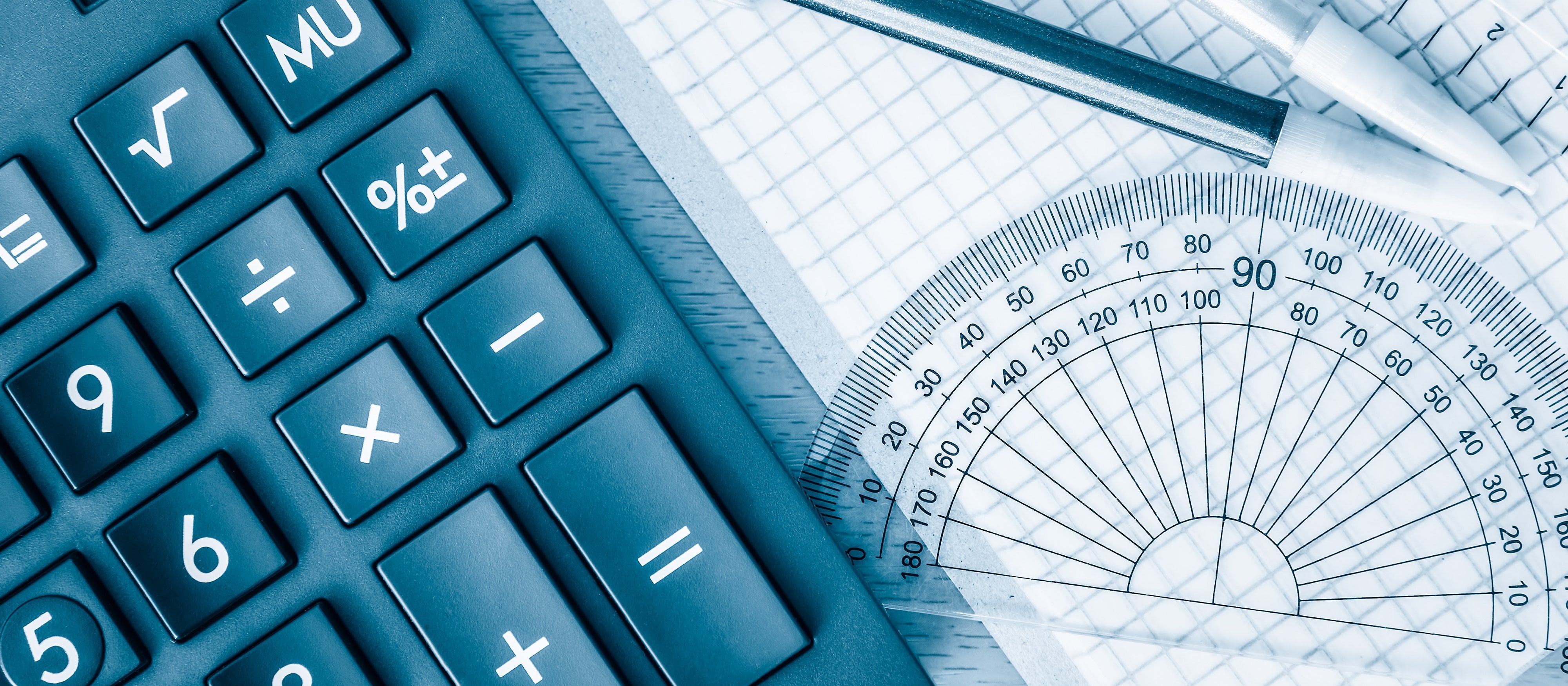 Matura 2026 z matematyki. To warto wiedzieć o poziomie podstawowym i rozszerzonym