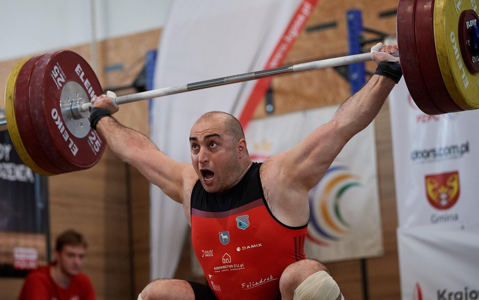 Arsen Kasabijew (kategoria 102 kg)