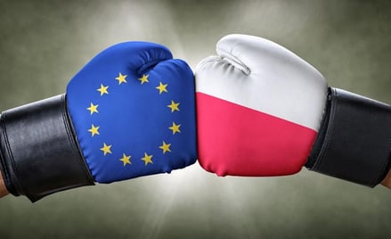 Punkt zwrotny w konflikcie z Unią o sądy - komentarz Tomasza Pietrygi
