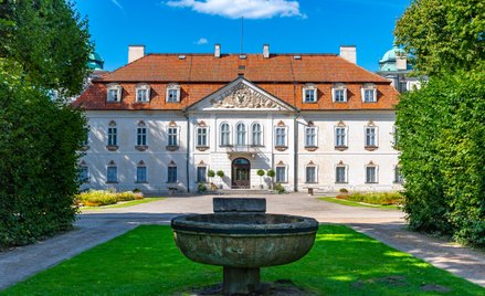 Pałac Radziwiłłów w Nieborowie przechodzi obecnie remont elewacji